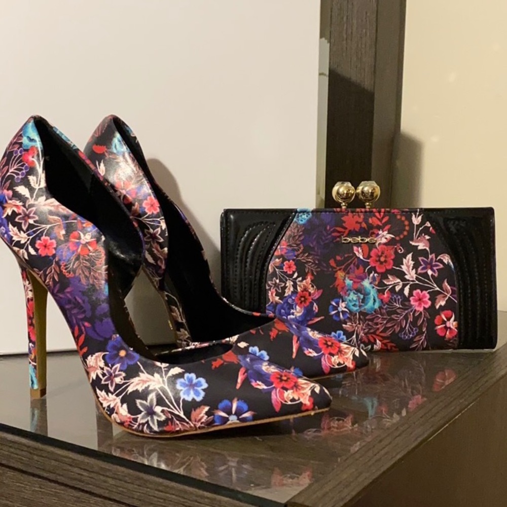 Bebe heels - Picture 1 of 5